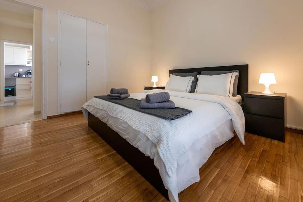 Kerameikos 2 Bedroom Apartment Athens Luaran gambar
